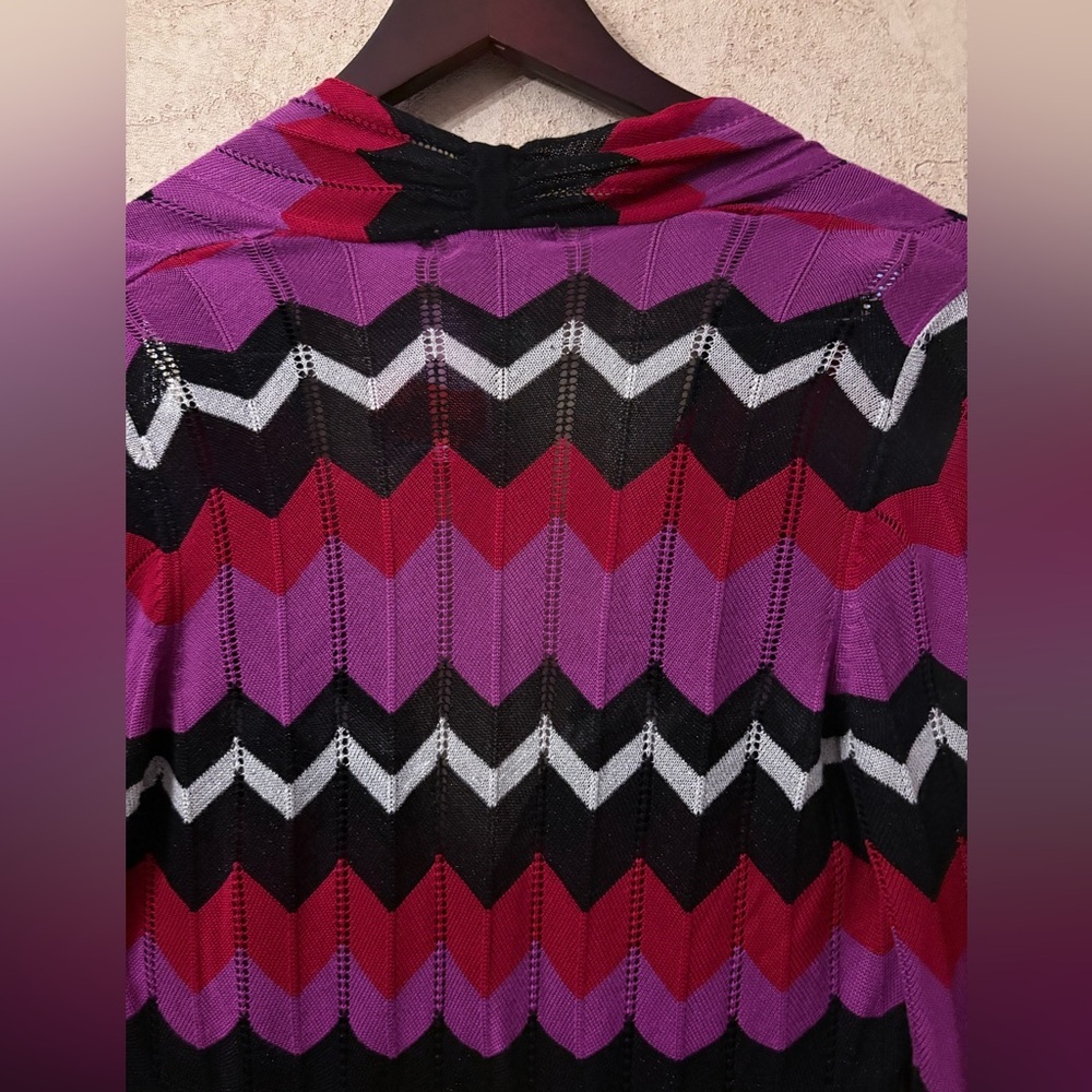 Cache Chevron Women's Sweater - Picture 5 of 6